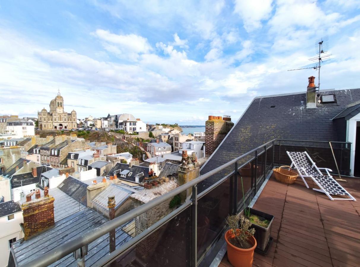 Le Balcon Des Vents Appartement Granville Buitenkant foto
